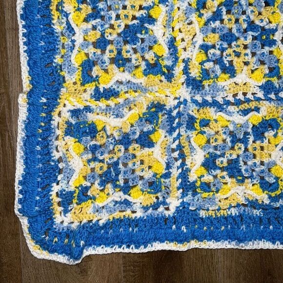 Handmade Crocheted Blanket Afghan Blue Yellow  White EUC Baby Shower Gift 💝 - Picture 4 of 11